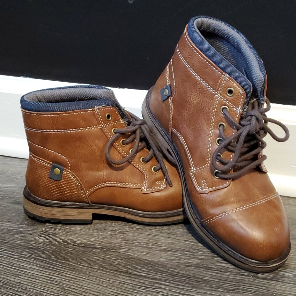 Sonoma Tan Boys Boots Size 3 Youth